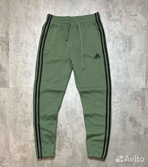 Спортивные штаны adidas