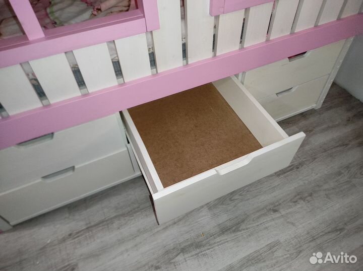 Детская кровать от 3 лет бу с матрасом для девочки