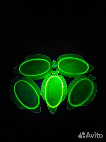 Шпротницы (урановое стекло)