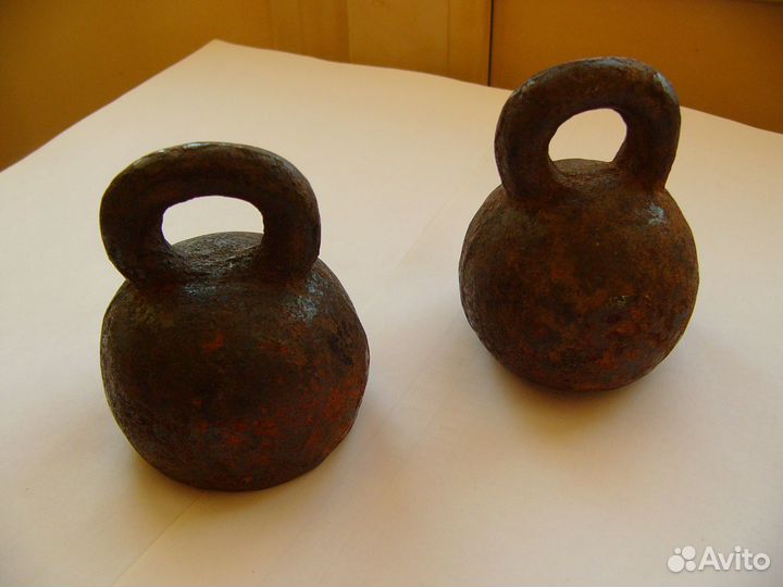 Старинные гирьки 2 шт