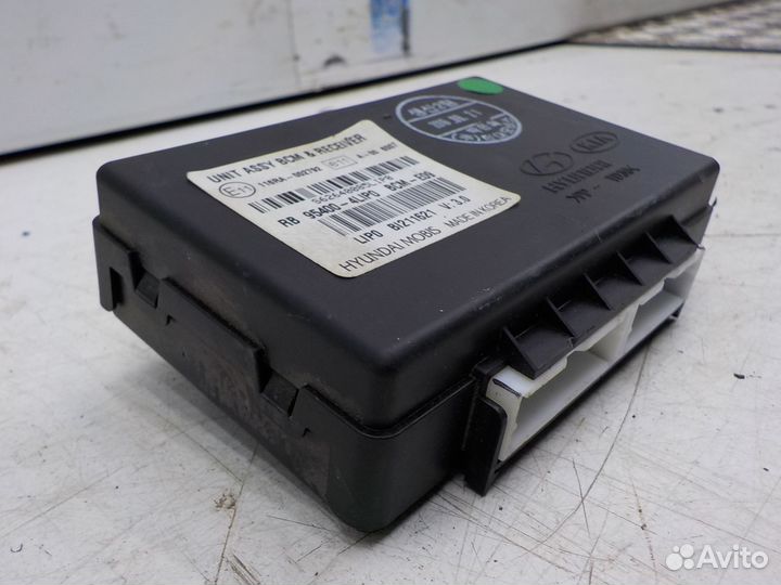 Блок управления Hyundai Solaris 2010