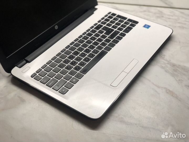 Ноутбук hp Intel Celeron N3050 fullhd,ссд