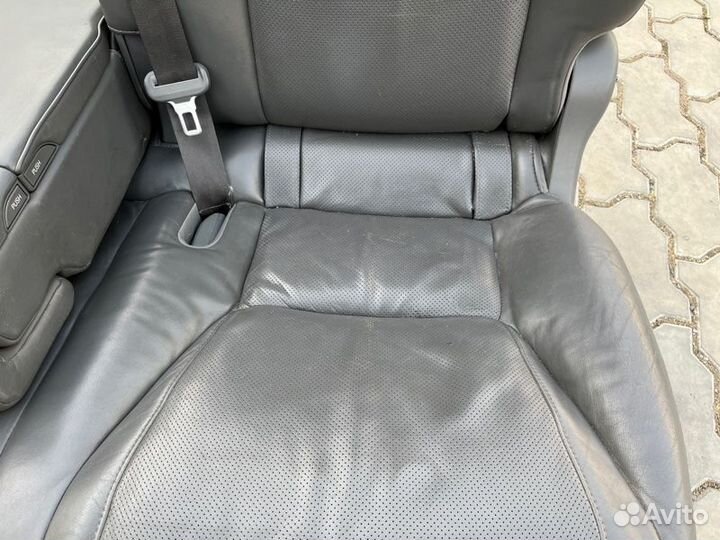Сиденье лев. зад. Lexus Lx570