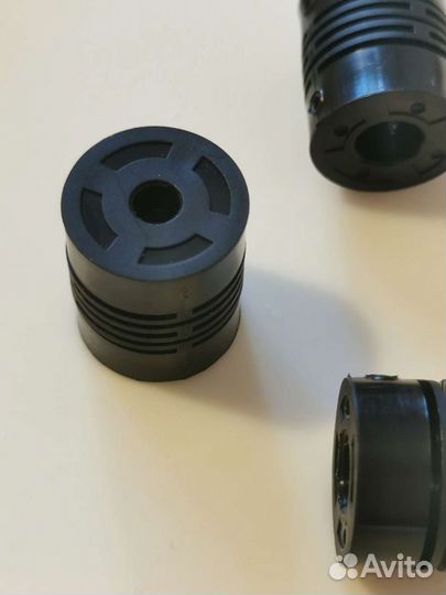 Муфта соединительная гибкая 5х8 мм. Пластиковая