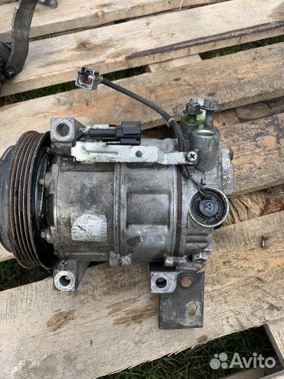 Компрессор кондиционера Nissan Infiniti G25 V36