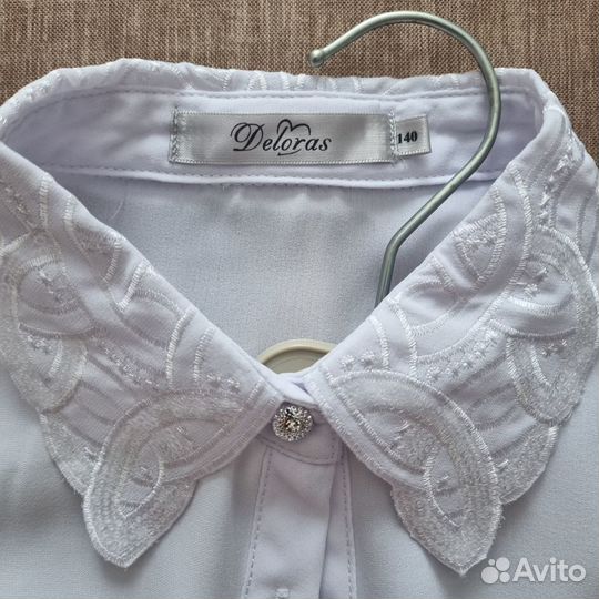 Продам Новую школьную блузку рост 140