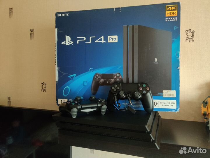 Sony playstation 4 PS4 pro 1tb