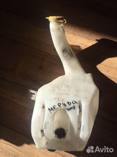 Бачек омывателя Opel Meriva 2008