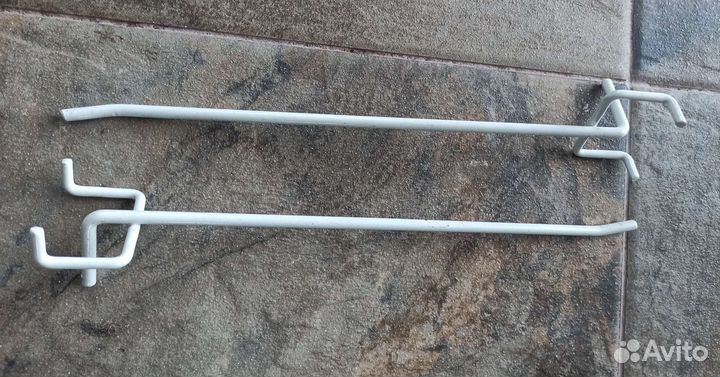 Крючки для перфорации, перфопанелей