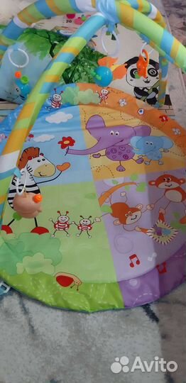 Развивающий коврик