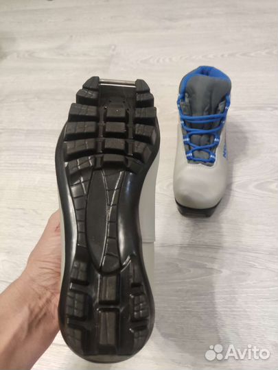 Лыжные ботинки 33 размер