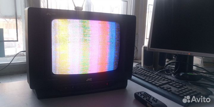 Телевизор 14