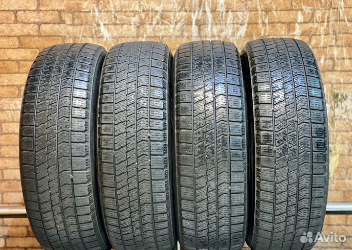 Bridgestone Blizzak VRX2 165/65 R14