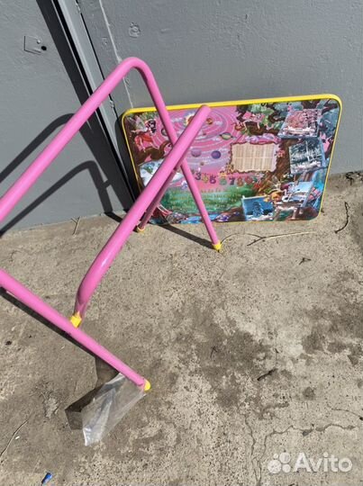 Столик детский и магниткая доска