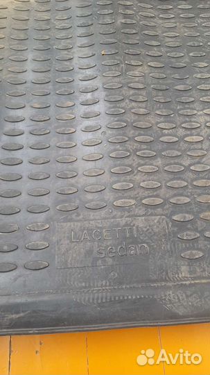 Коврик в багажник chevrolet lacetti
