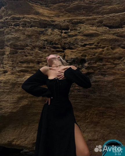 Платье женское