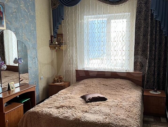 Коттедж 223 м² на участке 9 сот.