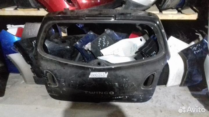 Рено twingo крышка багажника 5 дверь