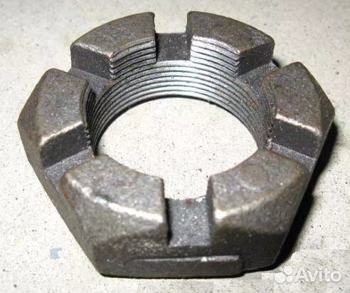 Гайка специальная (хвостовика) 151.72.226