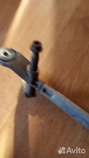 Тойота Авенсис моторчик стеклоочистителей с трапец