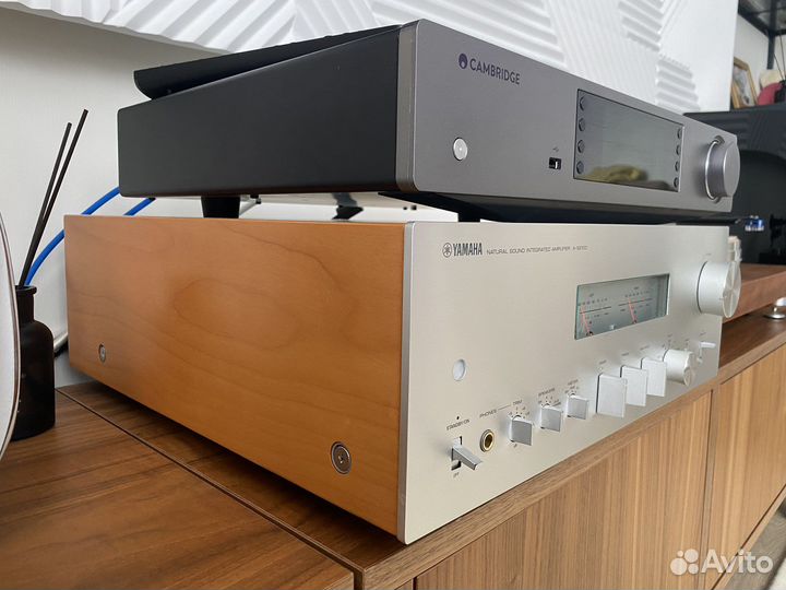 Интегральный усилитель Yamaha AS-2100