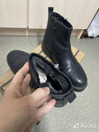 Ботинки женские зимние 39