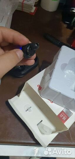 Беспроводные наушники новые