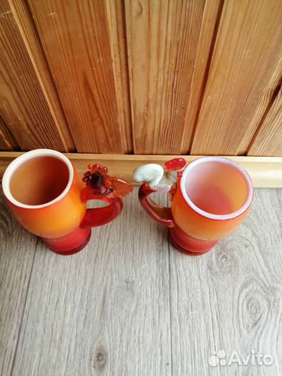 Кружки сувенирные цветное стекло красный май СССР