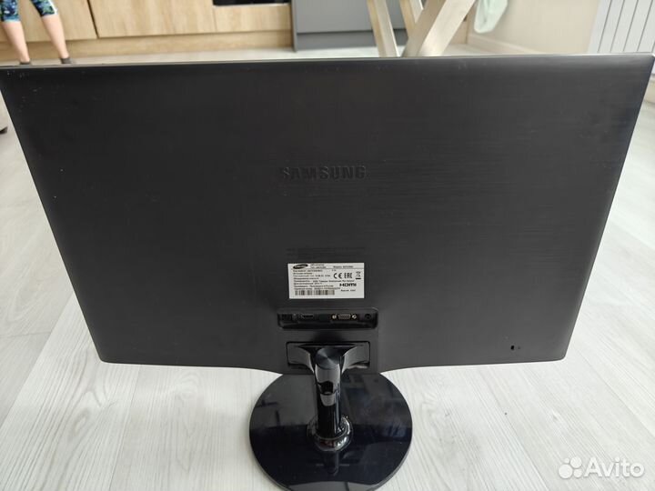 Монитор Samsung S27C350H