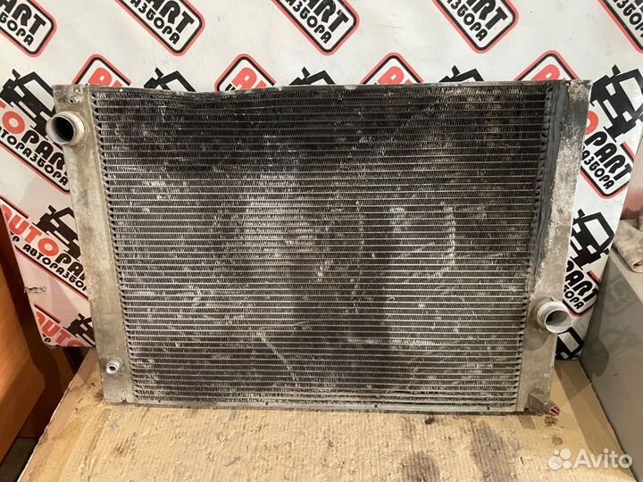 Радиатор основной BMW 7 e65/66 3.6 дефект