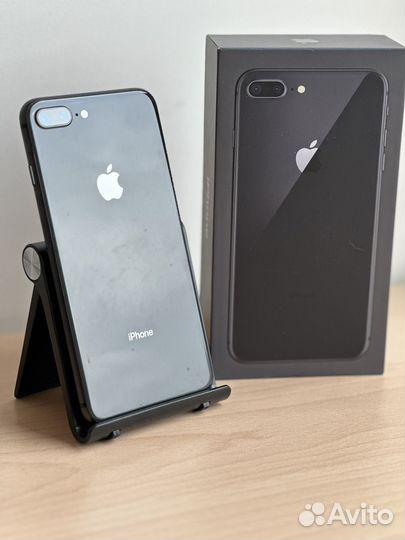 iPhone 8 Plus, 64 ГБ