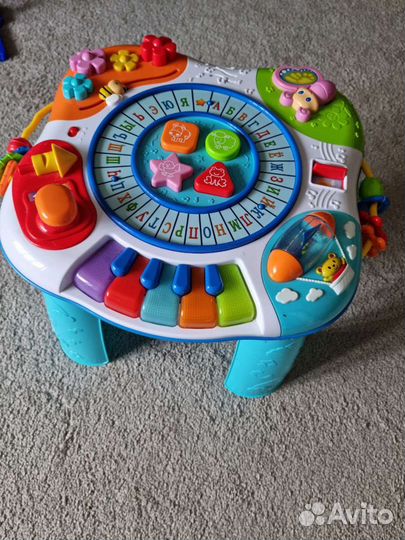 Развивающий стол