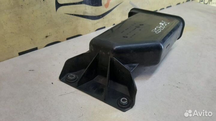 Абсорбер Volkswagen Tiguan 2012