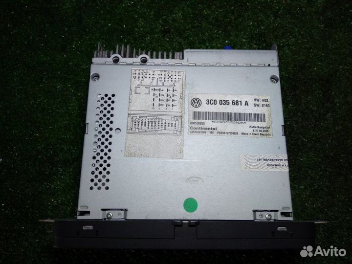 Магнитола Volkswagen Tiguan 1