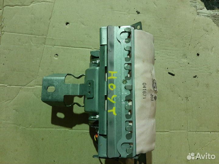 Подушка безопасности пассажира Ниссан Ноут