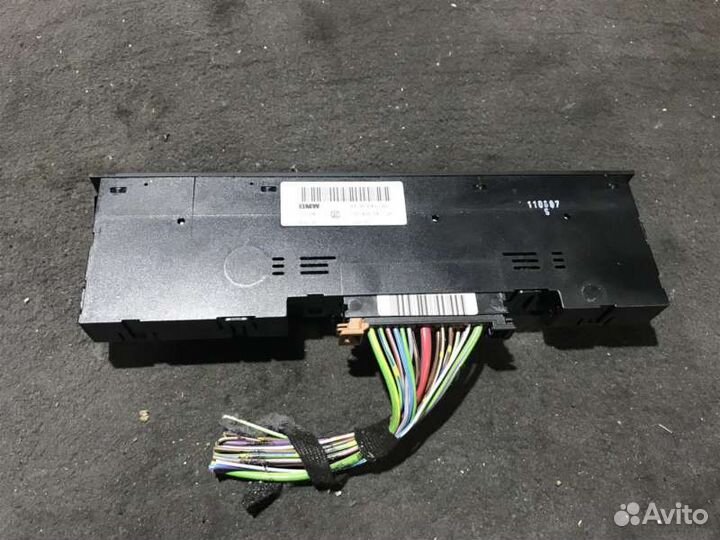 Блок кнопок BMW X3 E83 (61 31 9 131 527)