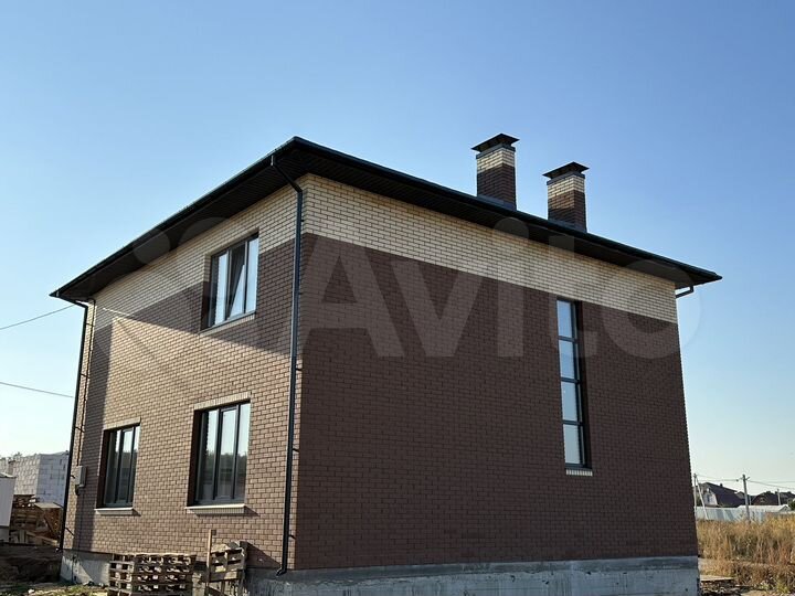 Дом 160 м² на участке 6 сот.