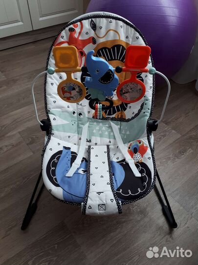 Шезлонг детский fisher price