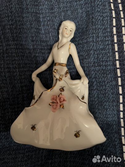 Салфетница фарфоровая