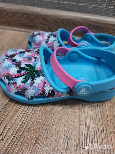 Сандали Crocs c7 размер 24