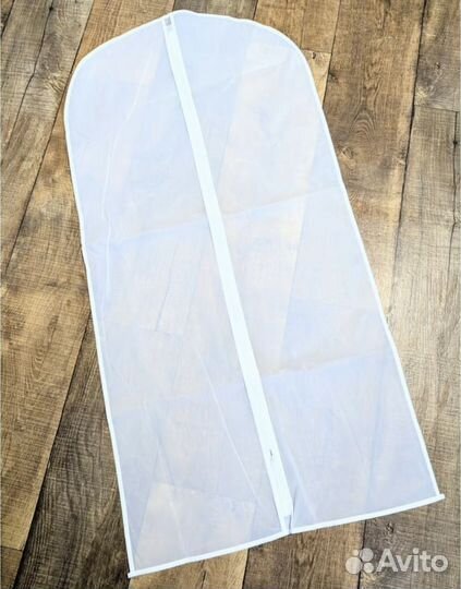 Чехол для одежды на молнии