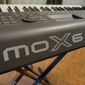 Yamaha MOX6