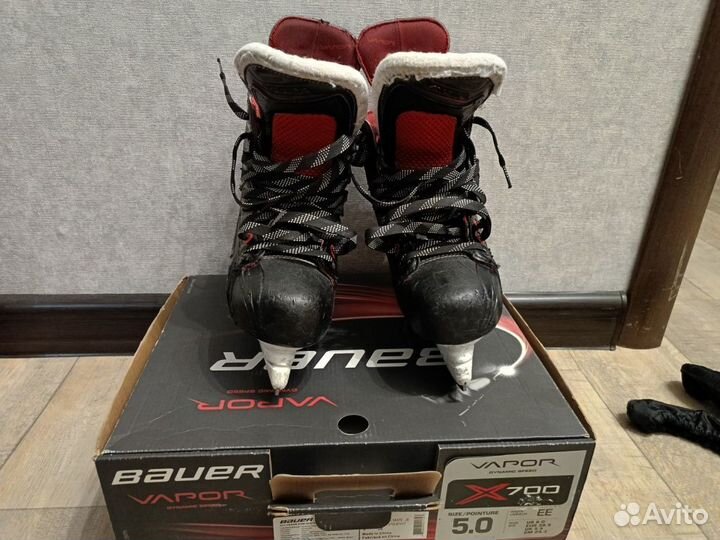 Хоккейные коньки Вauer х700