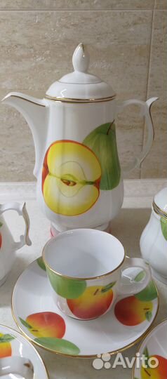 Кофейно-чайный сервиз на 4 персоны
