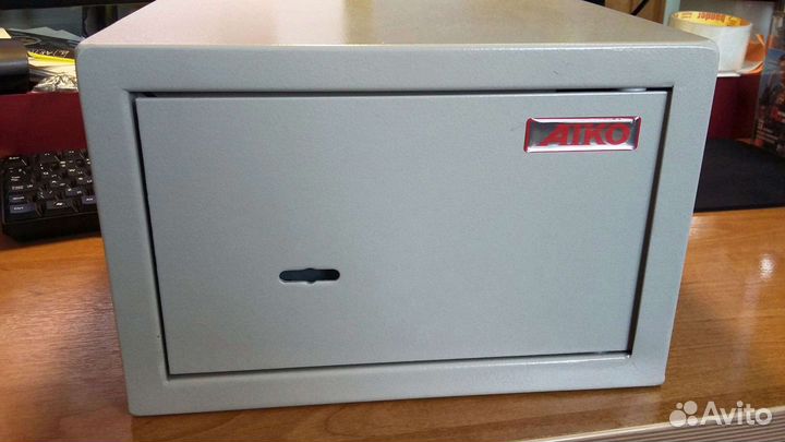 Сейф мебельный