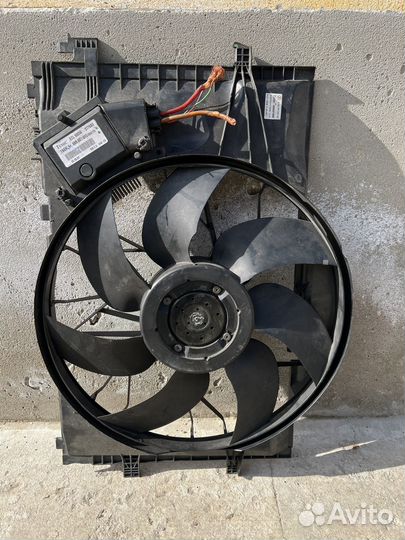 Вентилятор охлаждения Мерседес W203