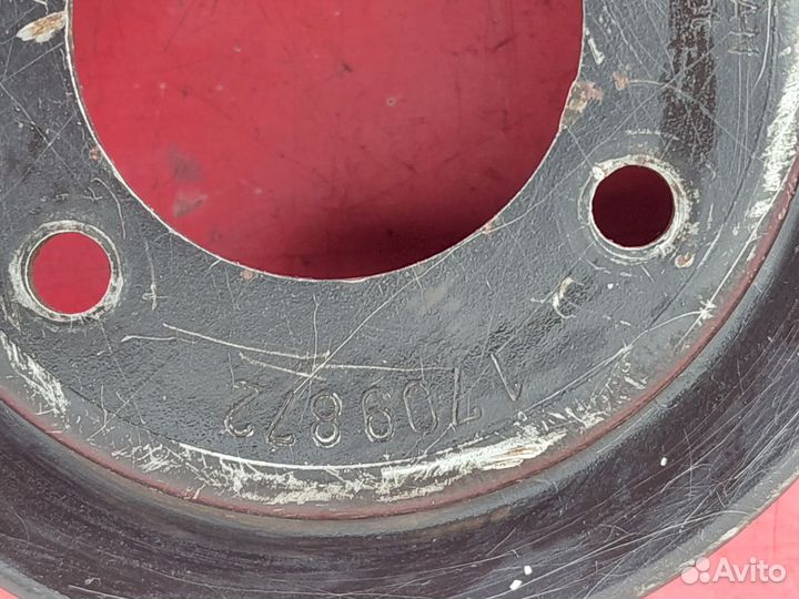 Шкив помпы BMW 7 E32