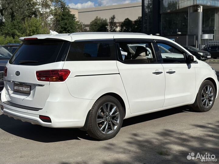 Аренда авто под выкуп минивен Kia Carnival 2019