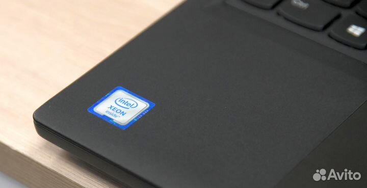 Lenovo ThinkPad P52 xeon