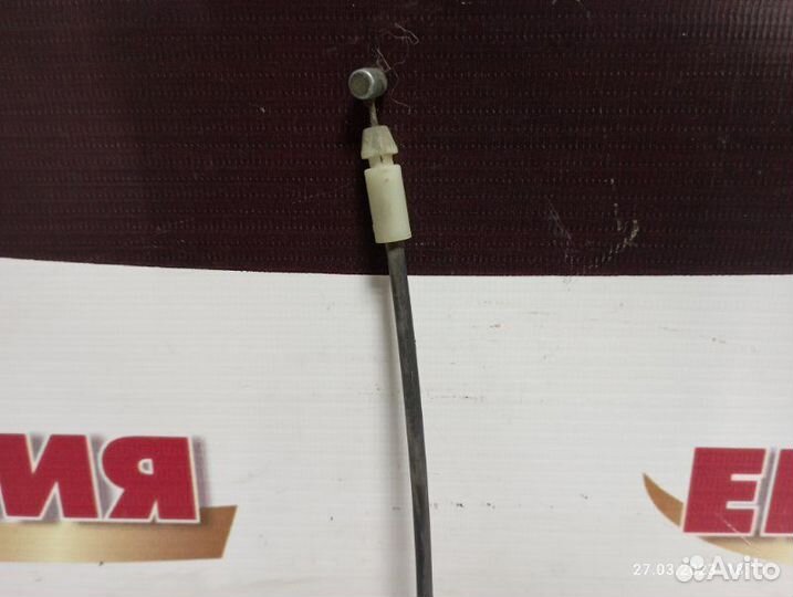 Замок двери задний левый Toyota Funcargo